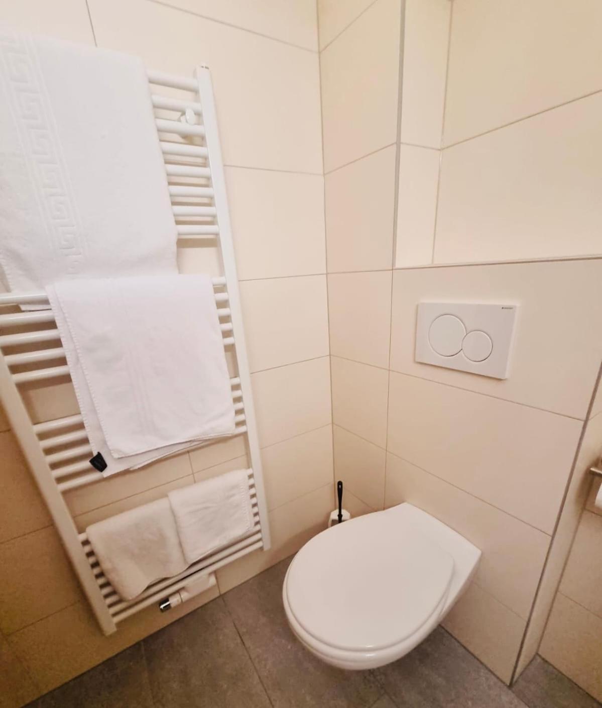 Glacier Rock Guesthouse 索尔达 外观 照片