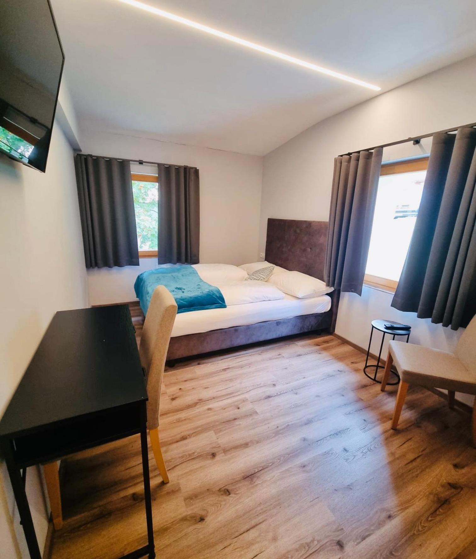 Glacier Rock Guesthouse 索尔达 外观 照片