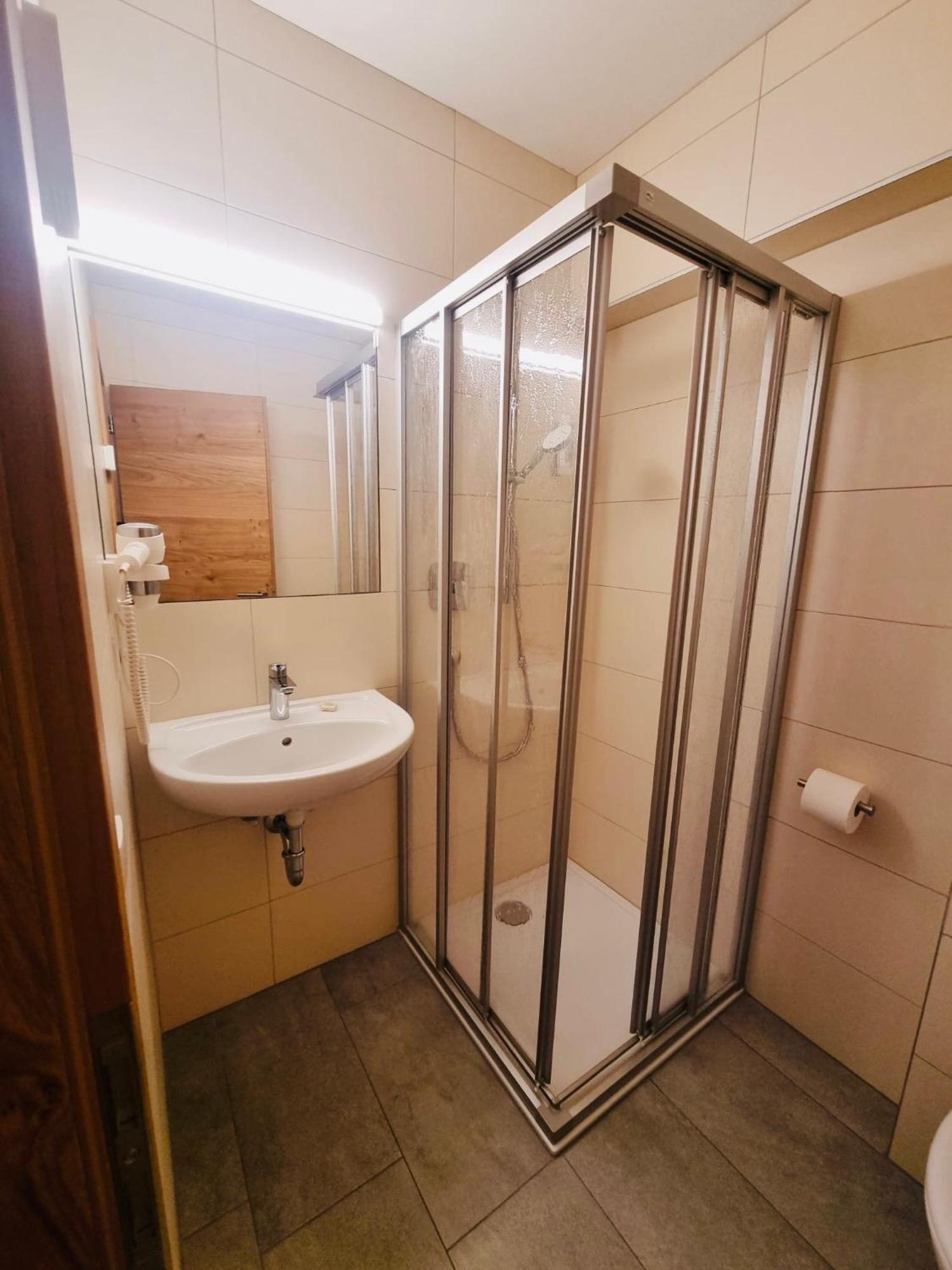 Glacier Rock Guesthouse 索尔达 外观 照片