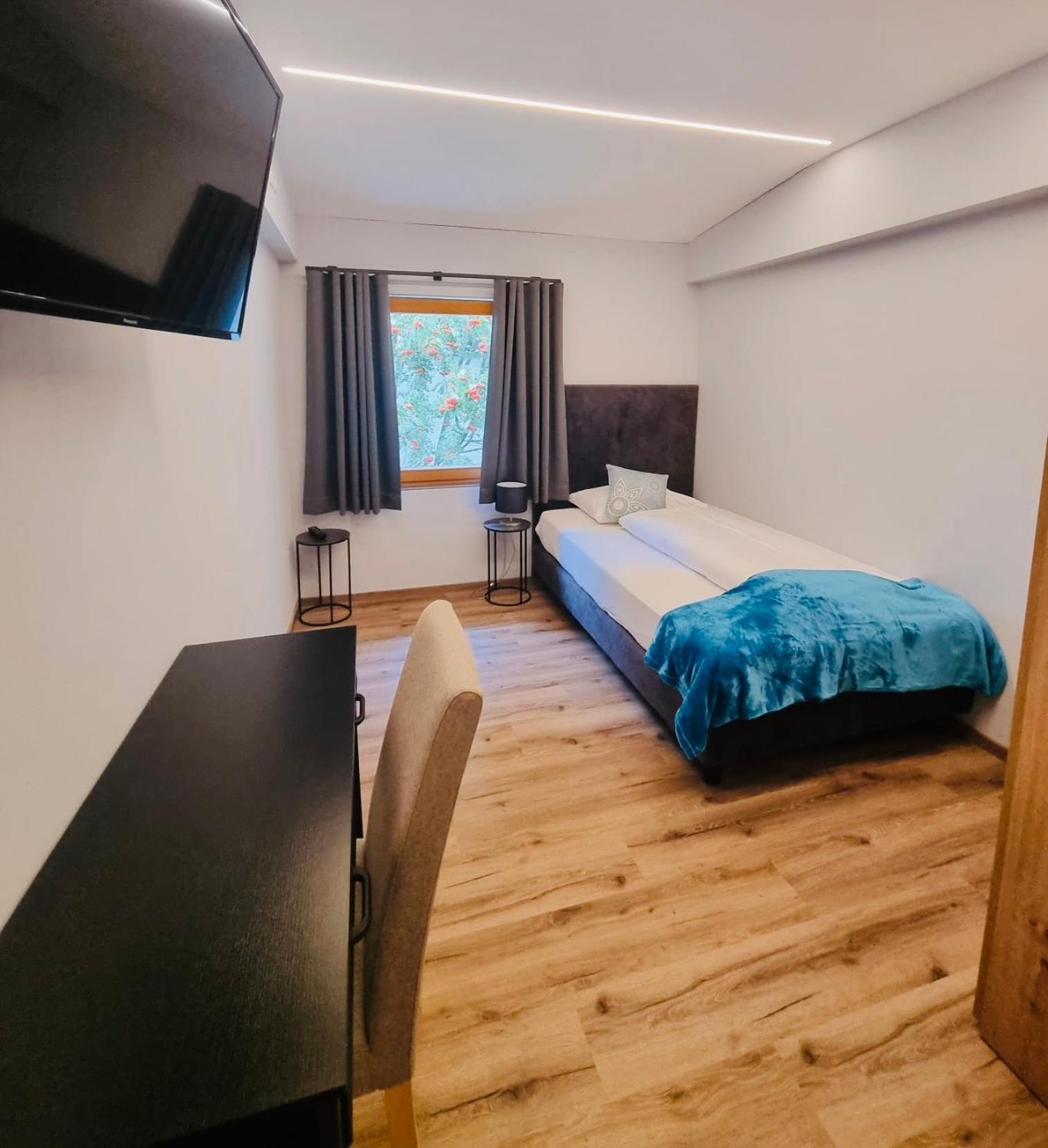 Glacier Rock Guesthouse 索尔达 外观 照片