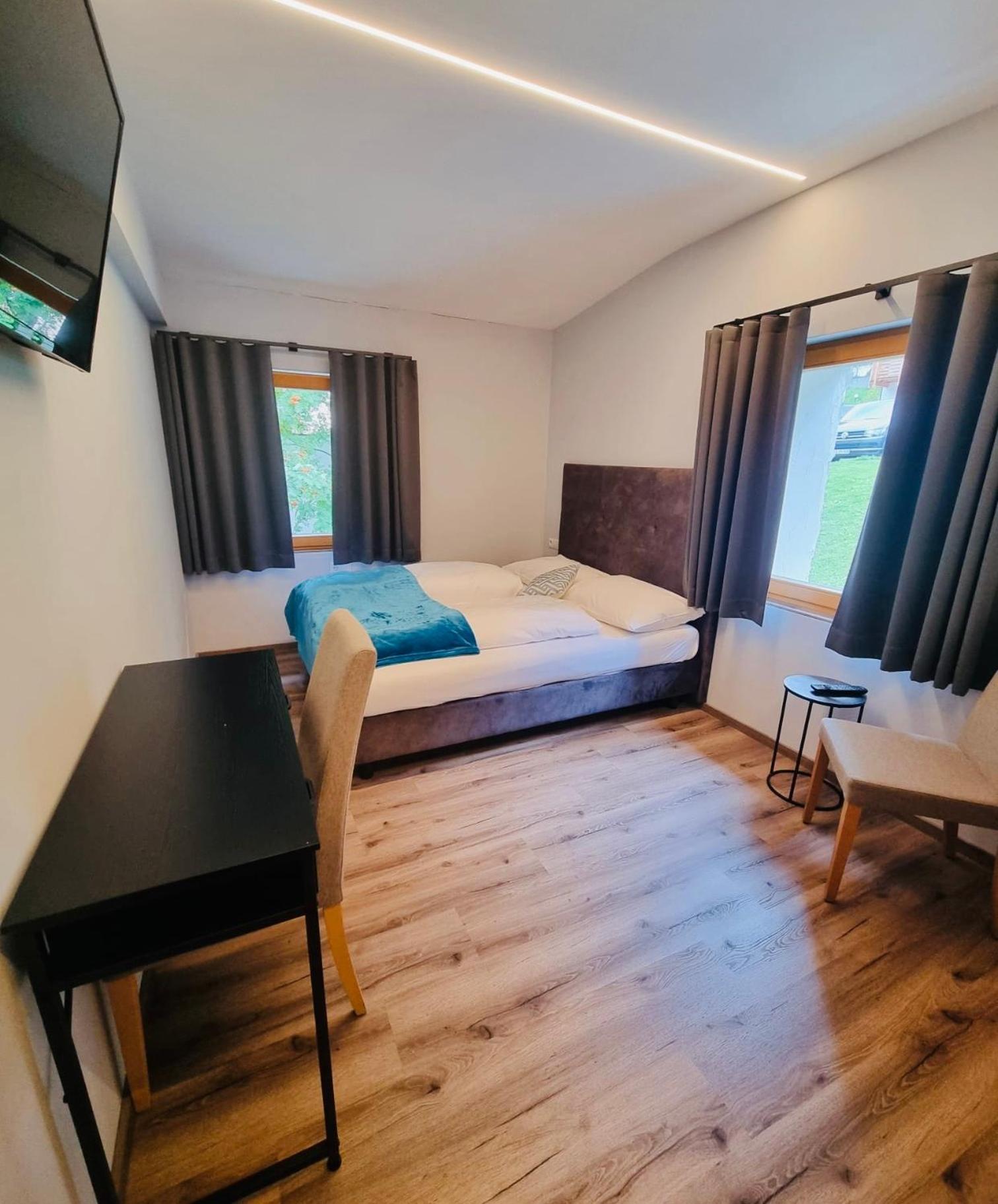 Glacier Rock Guesthouse 索尔达 外观 照片