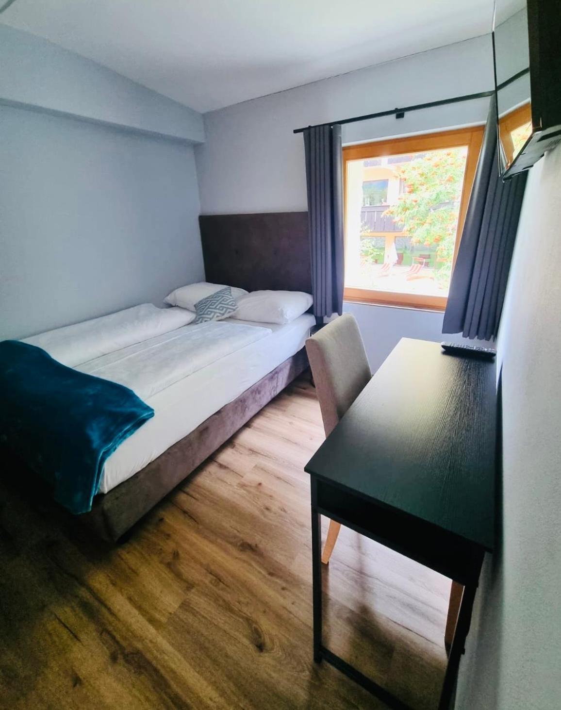 Glacier Rock Guesthouse 索尔达 外观 照片